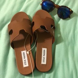 Brand new Steve Madden summer sandals